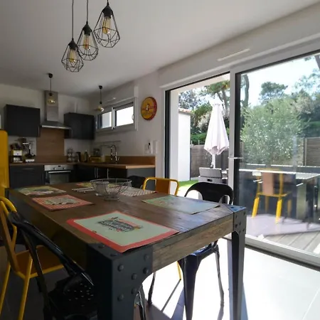 Climatisee Confort Avec Jardin, Terrasse Et Wifi A 300m Commerces Et 1km Plages - 6 Pers - Fr-1-705-32 La Palmyre